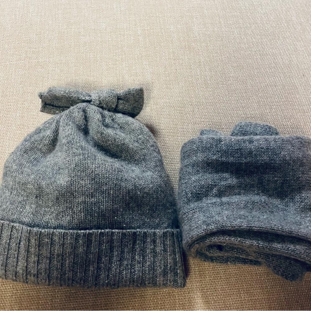 Cashmere Crew cuts!